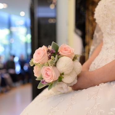 Gut zu Wissen Teil 1 - Der Brauch des weißen Brautkleides