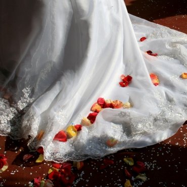 Tipps für den Brautkleidkauf Teil 7 - Die perfekte Schleppe - die Krönung eines jeden Brautkleides