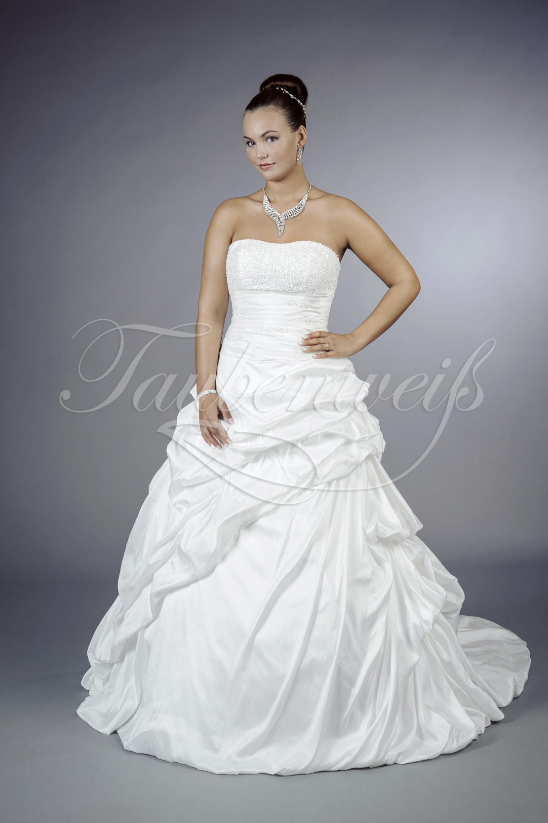 Brautkleid Tw0102b In A Linie Aus Taft Mit Perlen Und Pailletten