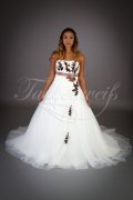 Brautkleid TW0036B - A-Linie Tüll schokobraun farbiges Band Spitze Perlen romantisch 1