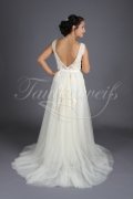 Brautkleid TW0110B - spektakulärer Nude-Look Spitze Perlen tiefer Rücken Schleppe 3