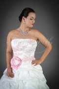 Brautkleid TW0137B - A-Linie Taft rosa Applikationen romantisch Kunstblumen 2