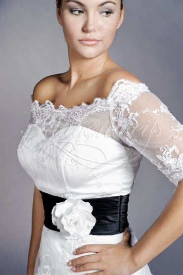 Brautkleid TW0148B - Trompete Spitze Carmen-Ausschnitt 3/4-Arm schwarz weiß 2